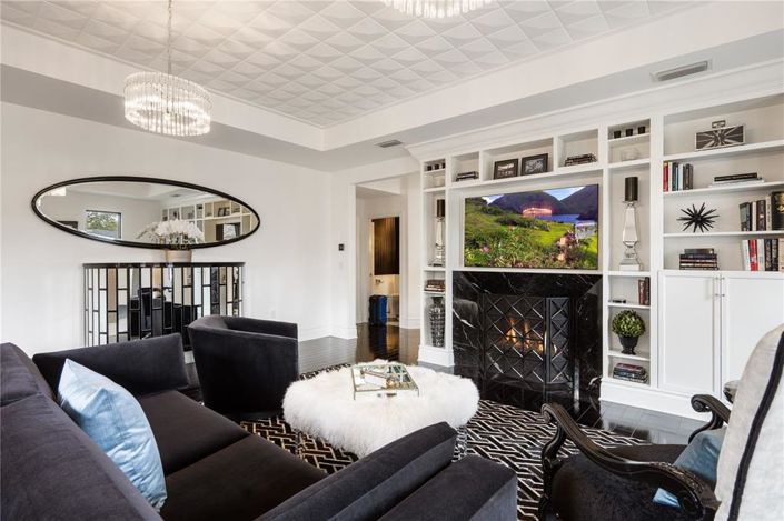 Image No.16-4 Bed House for sale