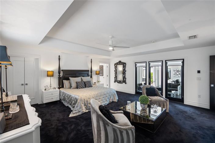 Image No.17-4 Bed House for sale