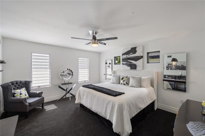 Image No.21-4 Bed House for sale