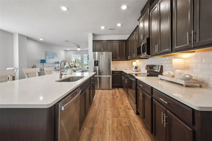 Image No.12-3 Bed House for sale