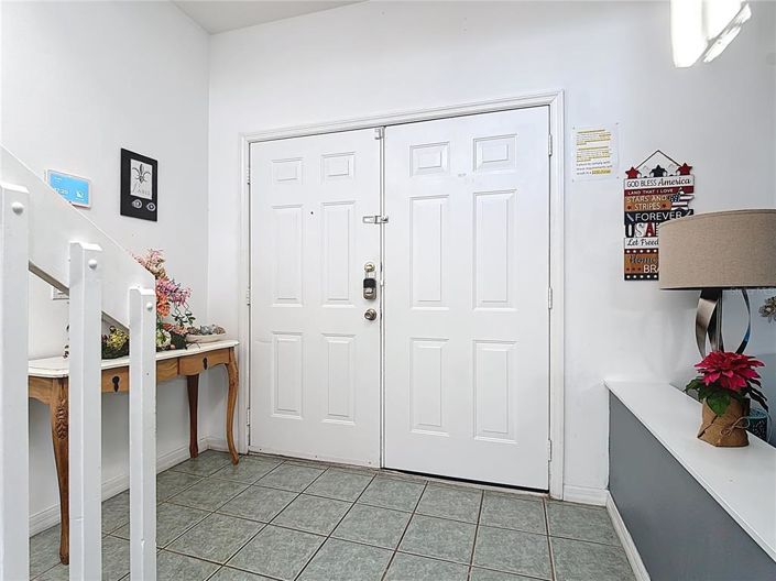 Image No.10-5 Bed House for sale