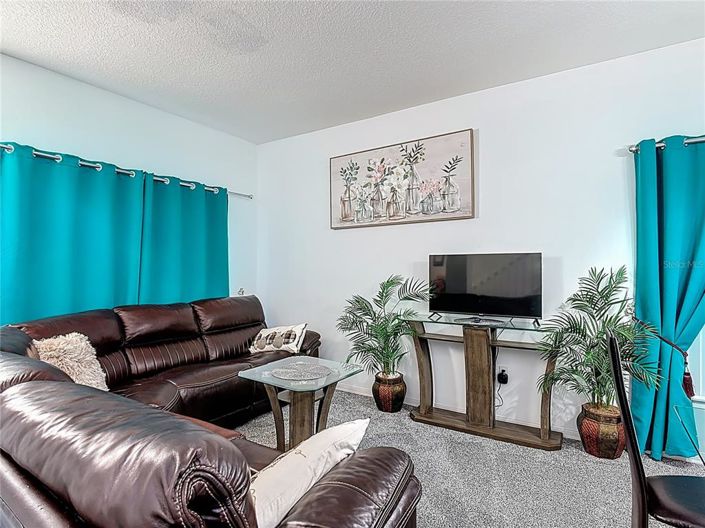 Image No.12-5 Bed House for sale