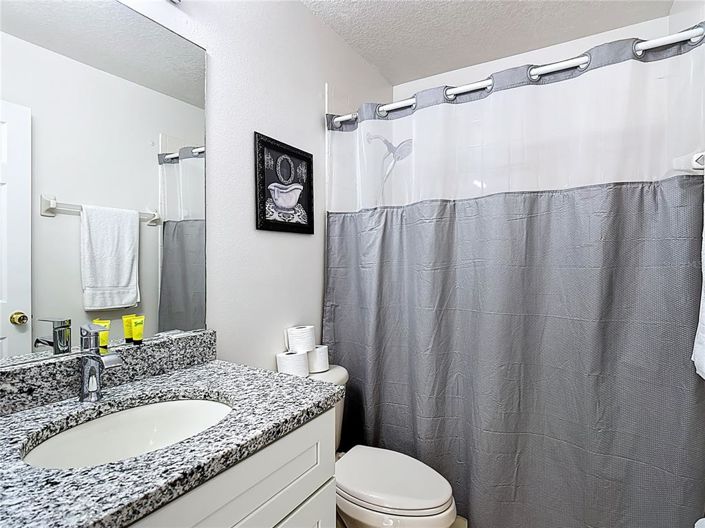 Image No.45-5 Bed House for sale