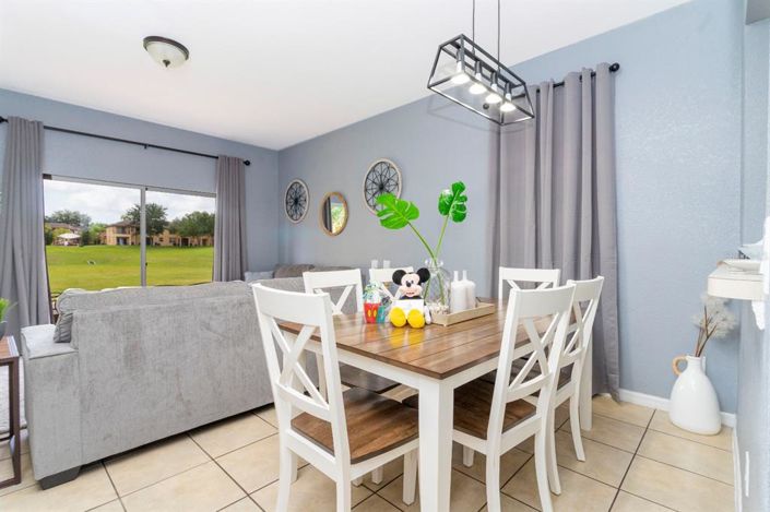 Image No.16-4 Bed Townhouse for sale