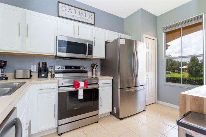 Image No.20-4 Bed Townhouse for sale