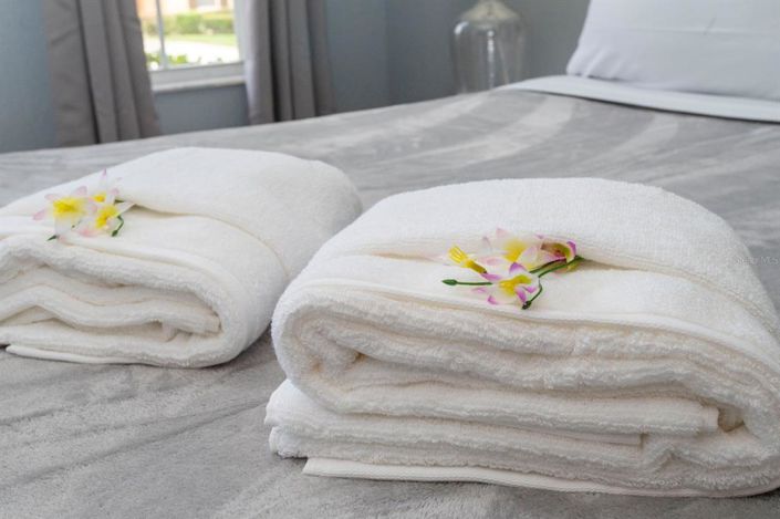 Image No.21-4 Bed Townhouse for sale