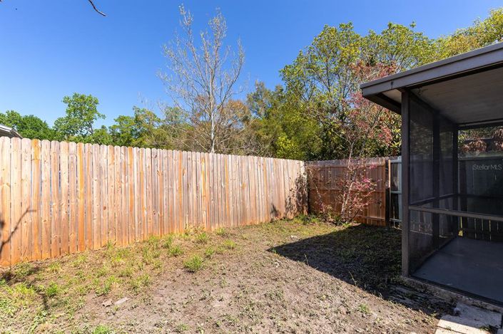 Image No.15-3 Bed Townhouse for sale