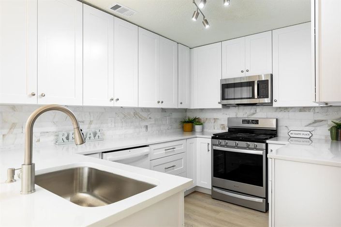 Image No.7-3 Bed Townhouse for sale