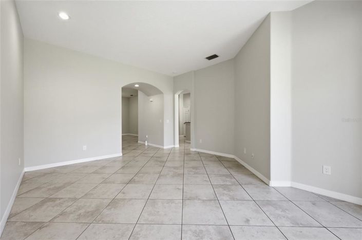 Image No.24-3 Bed Apartment for sale