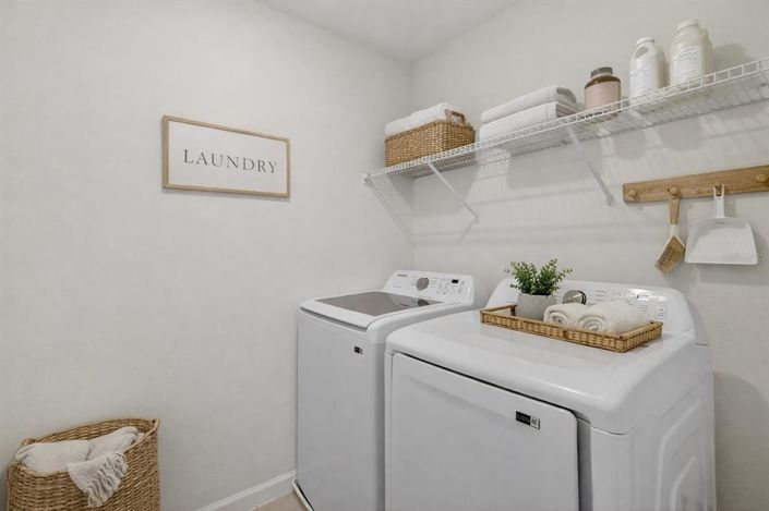 Image No.17-3 Bed House for sale