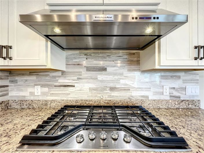 Image No.19-4 Bed House for sale