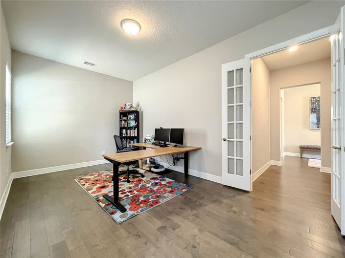 Image No.30-4 Bed House for sale