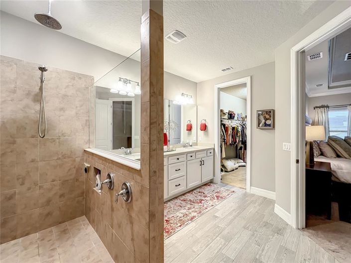 Image No.48-4 Bed House for sale