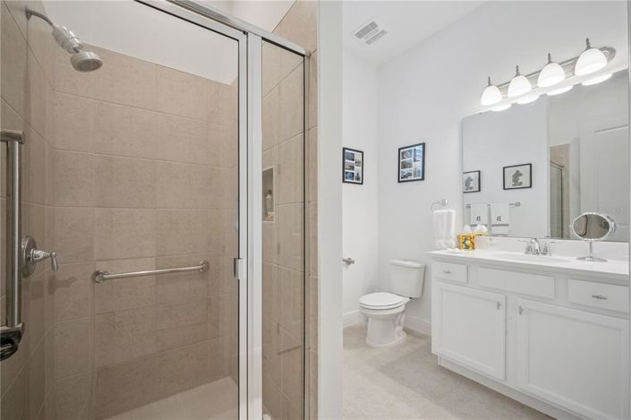 Image No.26-5 Bed House for sale