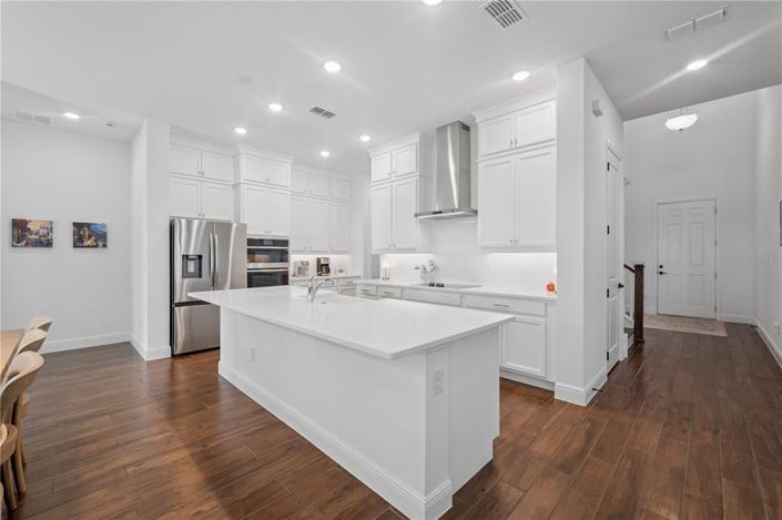 Image No.3-5 Bed House for sale