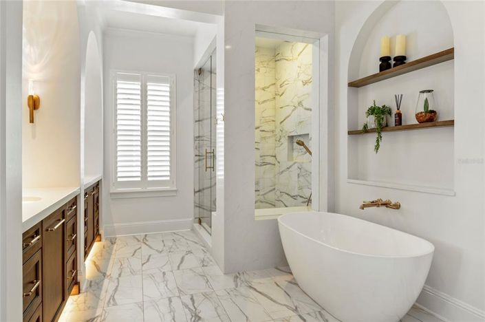 Image No.46-4 Bed House for sale