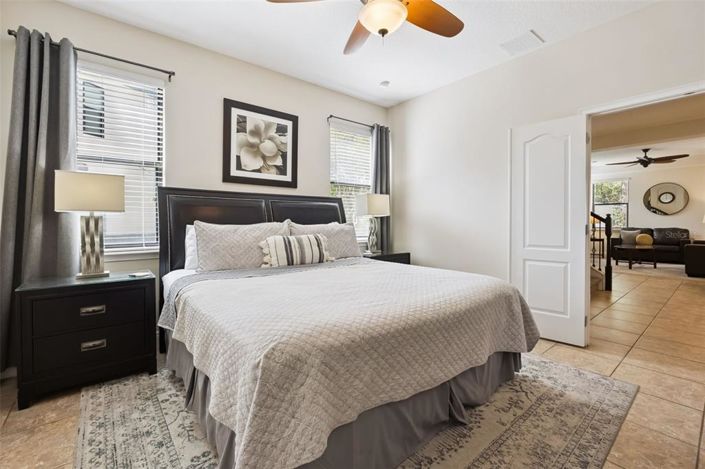 Image No.7-4 Bed Townhouse for sale