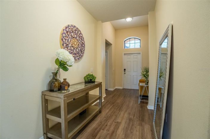 Image No.6-4 Bed House for sale