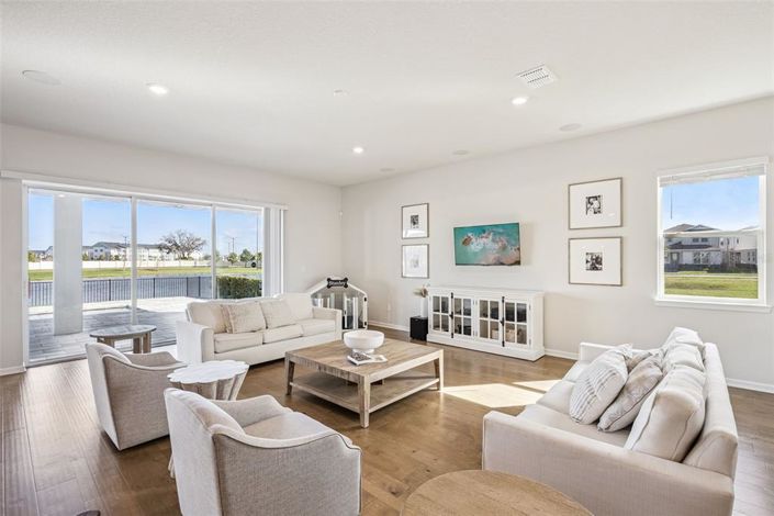 Image No.16-4 Bed House for sale