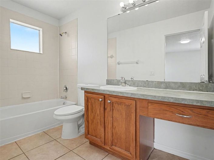 Image No.25-5 Bed House for sale