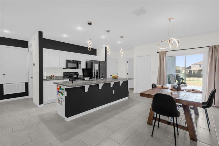 Image No.8-3 Bed House for sale