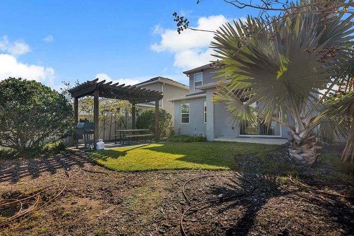 Image No.10-4 Bed House for sale