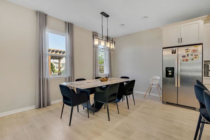 Image No.24-4 Bed House for sale