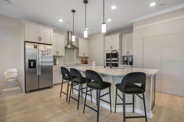 Image No.25-4 Bed House for sale