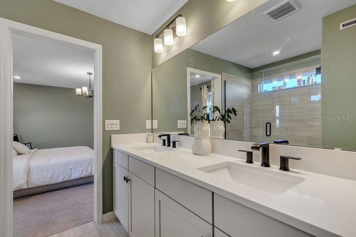 Image No.32-4 Bed House for sale