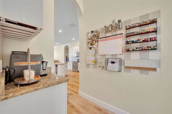 Image No.17-5 Bed House for sale