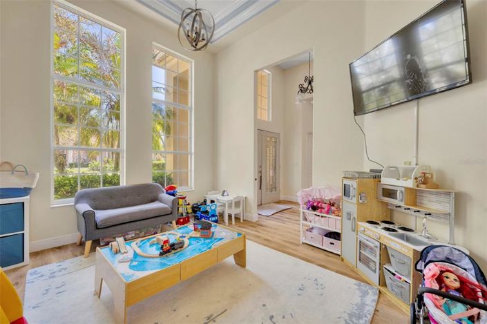 Image No.29-5 Bed House for sale