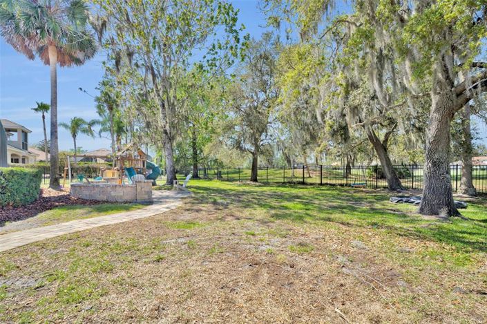 Image No.34-5 Bed House for sale