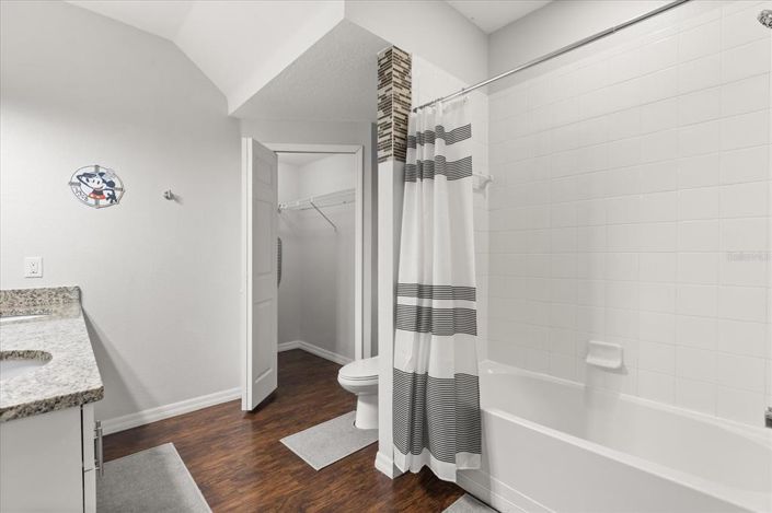 Image No.18-3 Bed Townhouse for sale