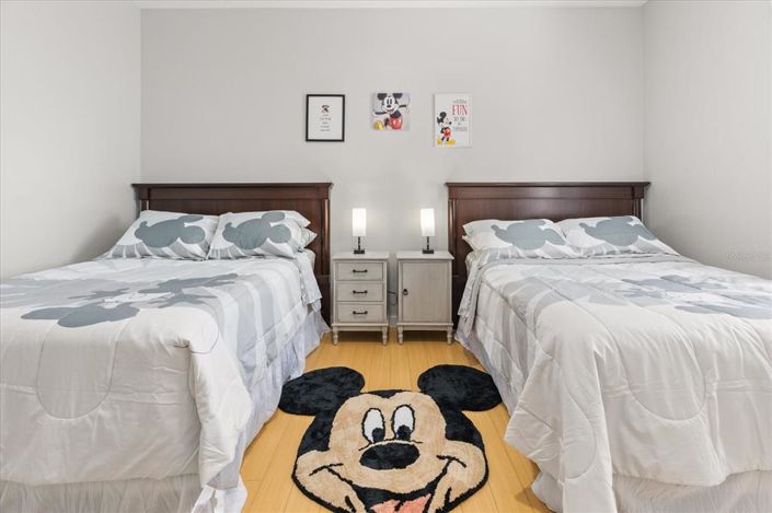 Image No.20-3 Bed Townhouse for sale