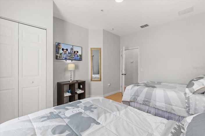 Image No.21-3 Bed Townhouse for sale