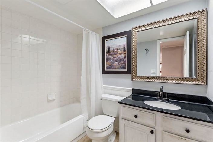 Image No.18-2 Bed Apartment for sale