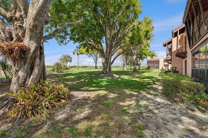 Image No.30-2 Bed Apartment for sale