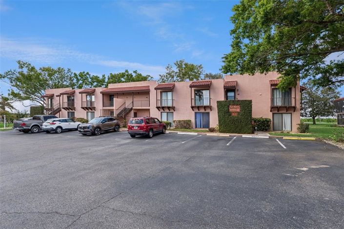 Image No.32-2 Bed Apartment for sale