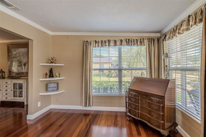 Image No.27-2 Bed House for sale