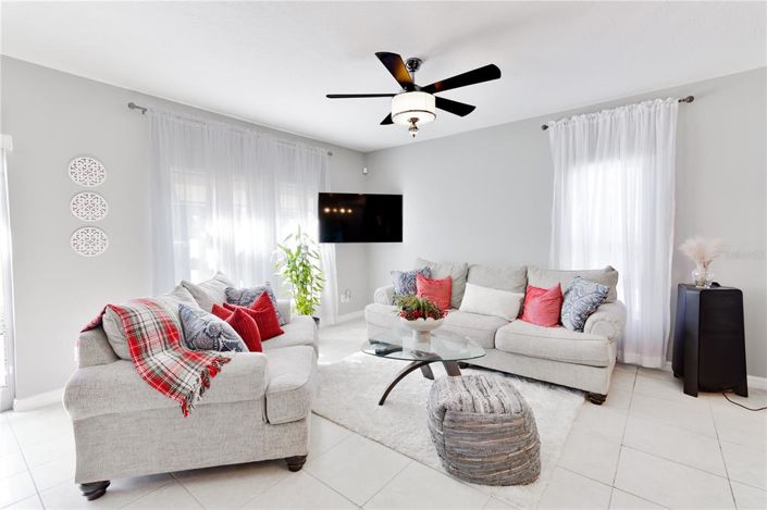 Image No.4-4 Bed House for sale