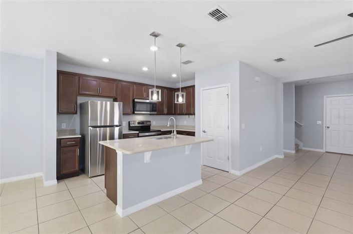 Image No.11-Maison de ville de 4 chambres à vendre à Saint John