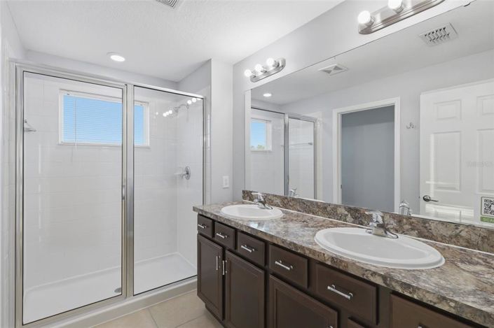 Image No.27-Maison de ville de 4 chambres à vendre à Saint John