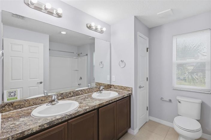 Image No.28-4 Bed Townhouse for sale