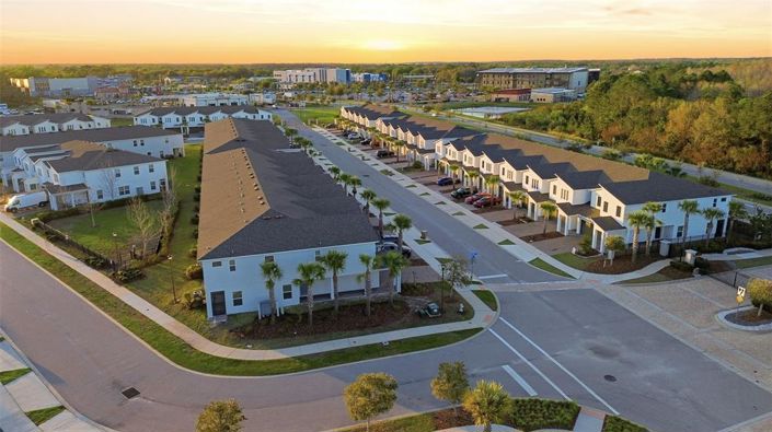 Image No.42-4 Bed Townhouse for sale