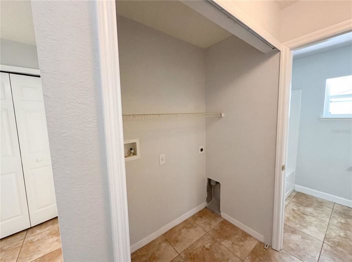 Image No.18-4 Bed House for sale