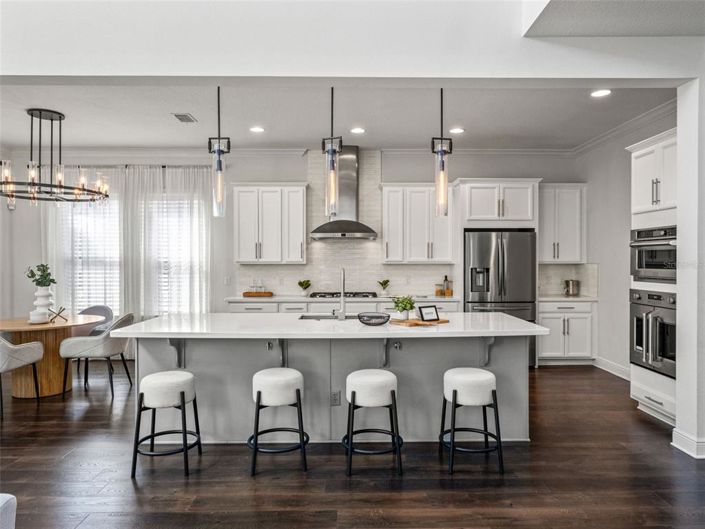 Image No.10-5 Bed House for sale