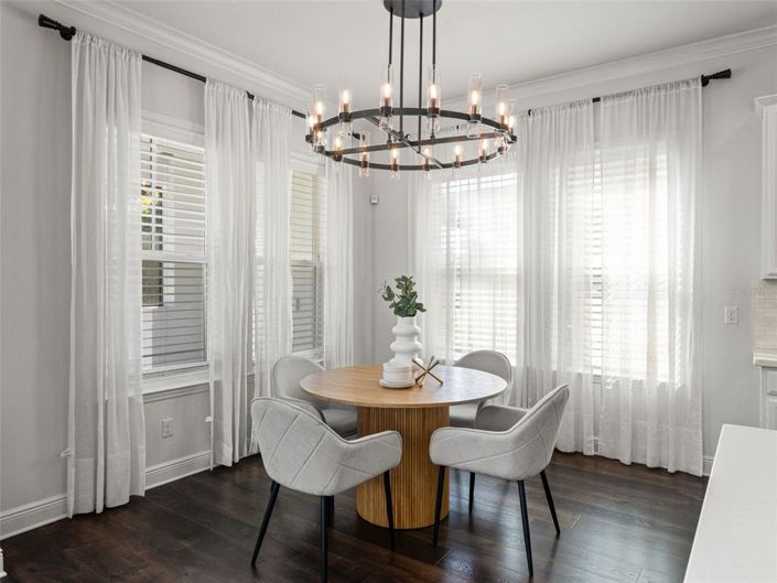 Image No.15-5 Bed House for sale