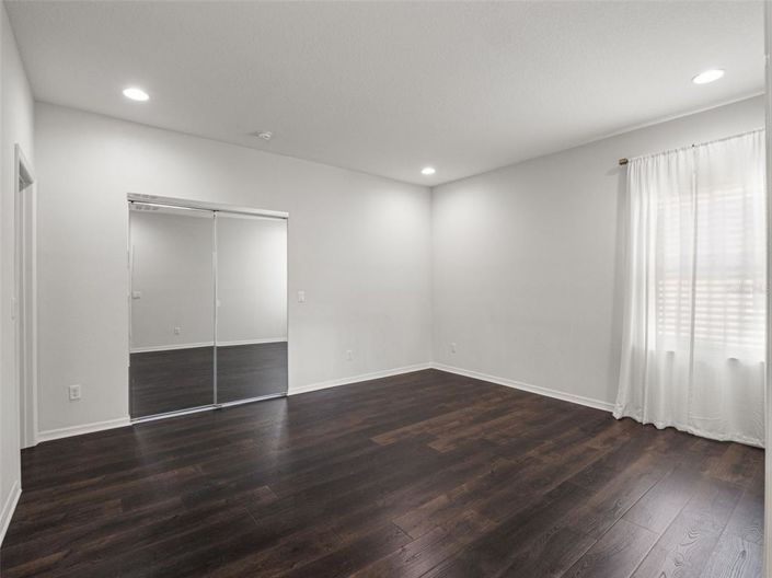 Image No.37-5 Bed House for sale