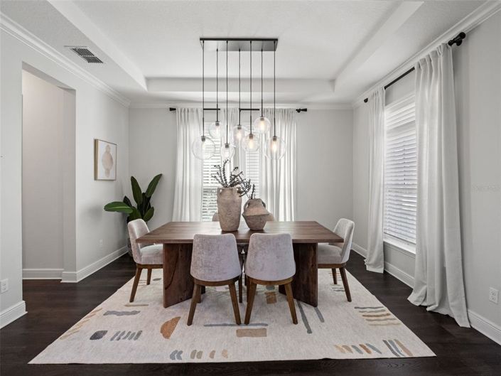 Image No.6-5 Bed House for sale