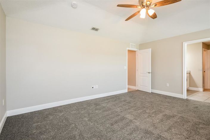 Image No.9-Maison de 4 chambres à vendre à Saint John